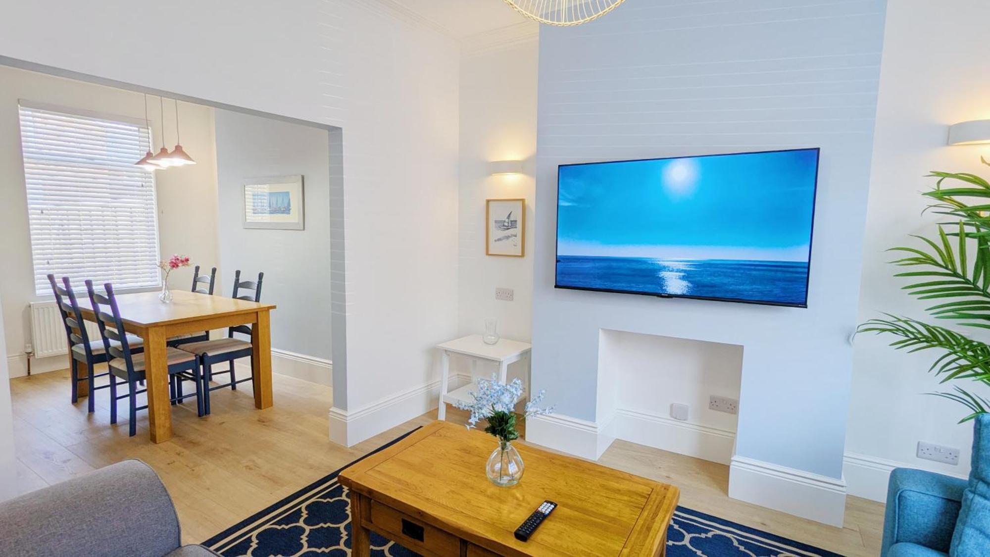 Villa Sea Breeze House Scarborough Exterior foto